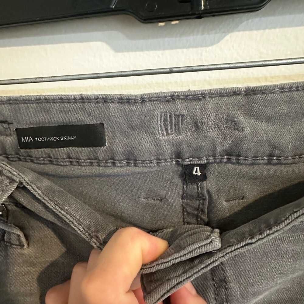 Kut from the Kloth Gray Jeans - Picture 4 of 5